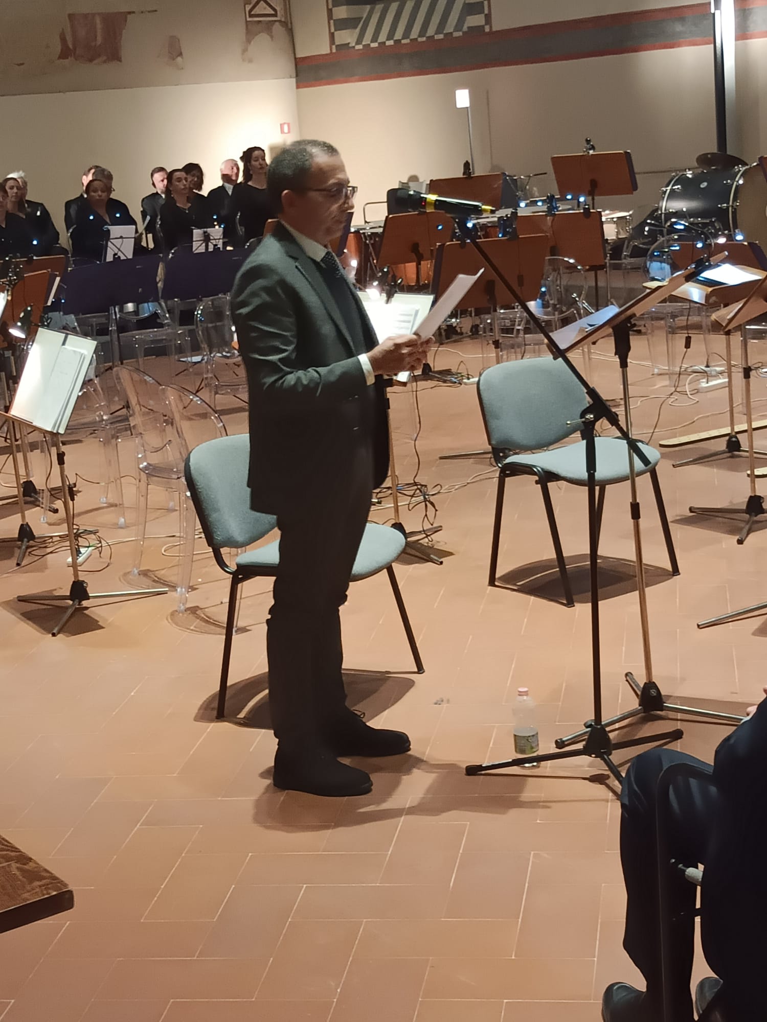 Discorso del Console Onorario Barlacchi prima del concerto fiorentino della Filarmonica “Karol Szymanowski” di Cracovia