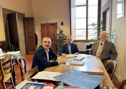 Incontro del Console Onorario Barlacchi con il Presidente del Consiglio Comunale Luca Milani ed il Professore Jan Władysław Woś