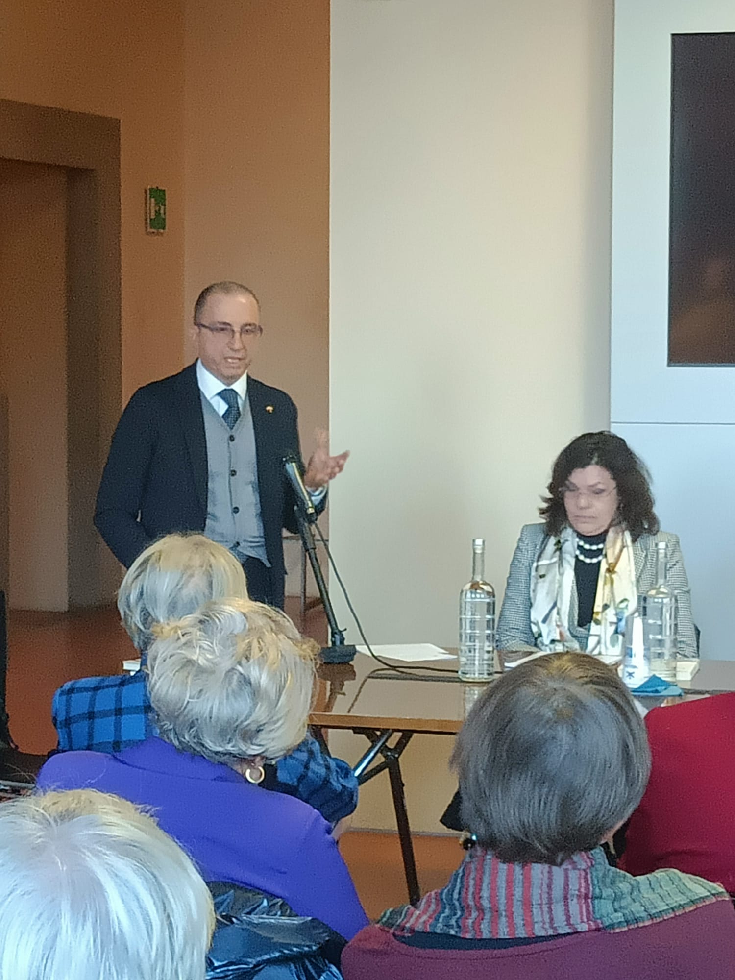 Il discorso del Console Onorario Barlacchi durante la presentazione dell libro “Polacchi a Firenze. Dal Medioevo ai nostri giorni” del Professor Jan Władysław Woś