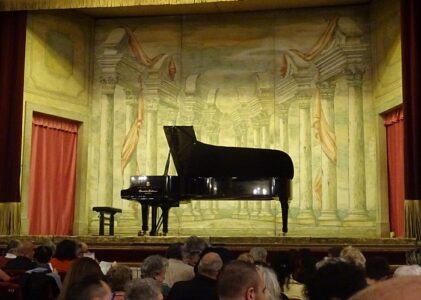 Al Teatro della Pergola un bellissimo concerto del pianista Piotr Anderszewski
