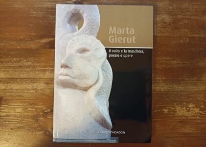 Il nuovo libro nella biblioteca del Consolato Onorario di Firenze
